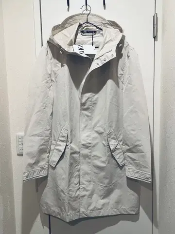 새상품 ZARA 테크 모즈 코트 방수