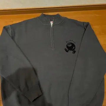 Text Billiards 그레이 스웨터