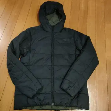 THE NORTH FACE 충전솜 후드 부착 리버서블 다운 자켓