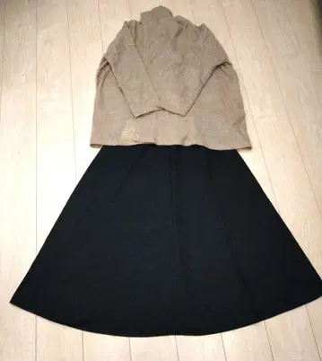 무인양품 택 포함 미사용 새상품 블랙 플레어 스커트 덤 포함