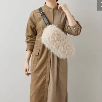 ear PAPILLONNER 인조 모피 백 바디백