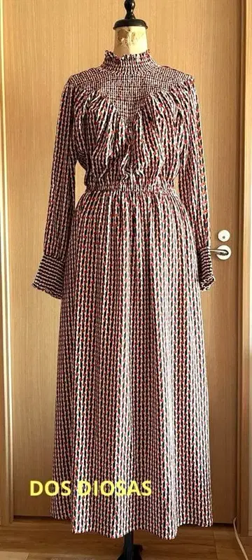 DOS DIOSAS 기하학 패턴 하이넥 롱 드레스