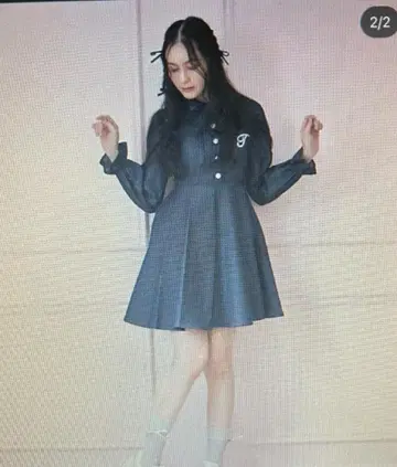 로고 자수 데님 플레어 원피스