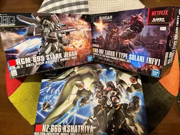 반다이 HG 건담 프라모델 3체 세트