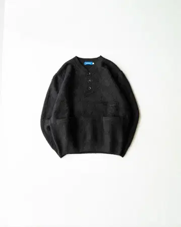 BONBON 헨리넥 스웨터