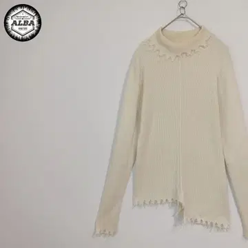 니트 스웨터 데미지 가공 리브 프린지 가공 하이넥 크림색