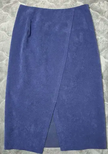 [드리신] 예쁜 색감의 타이트 스커트 페이크 스웨이드 사이즈 1