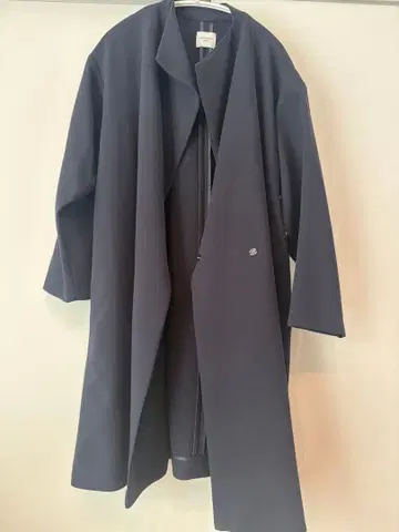 네이비 롱 코트