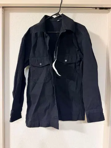 유니클로 데님 오버 사이즈 셔츠 블랙