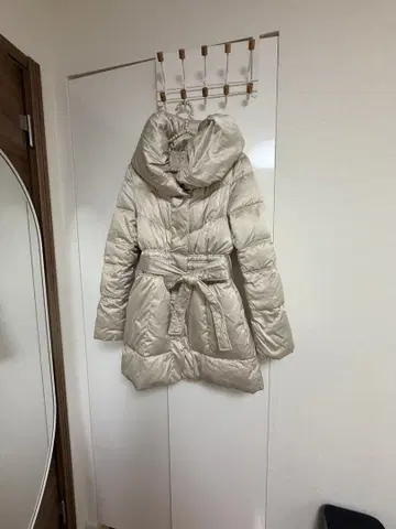 Pinky&Dianne 베이지 다운 자켓 40 사이즈