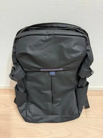 블랙 나일론 백팩