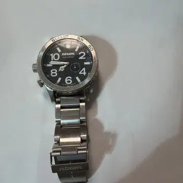 Nixon 쿼츠 손목시계 블랙