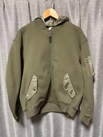 베타멘 후데트 집업 니트 블루종 후드 부착 MA-1