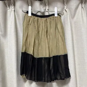 MARBLE 페치 스커트