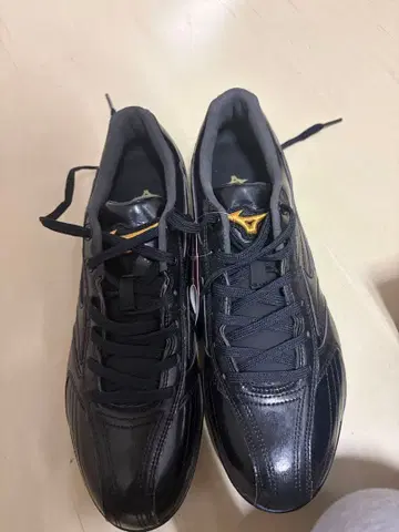 Mizuno 블랙 스파이크 슈즈 26.5cm