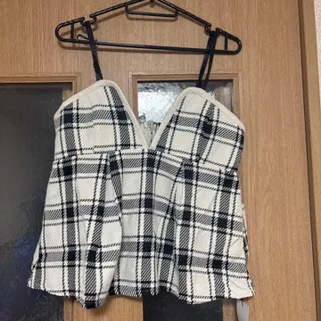 K-Style 화이트 블랙 체크 뷔스티에 F