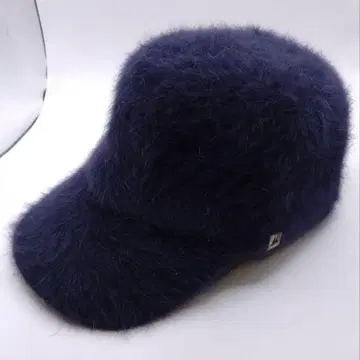 Mila Owen 미라 오웬 퍼 캡 네이비 가을/겨울 모자