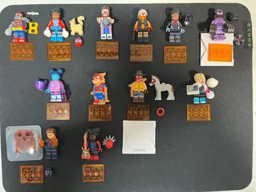 레고 미니피규어 세트 12개