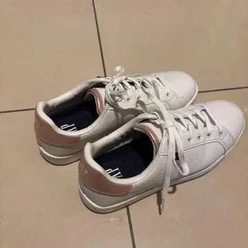 화이트 핑크 스니커즈 25.0cm