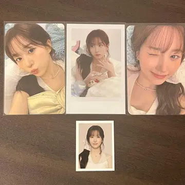 NMIXX 혜원 시그 트레이딩 카드