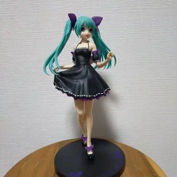하츠네 미쿠 블랙 드레스 피규어