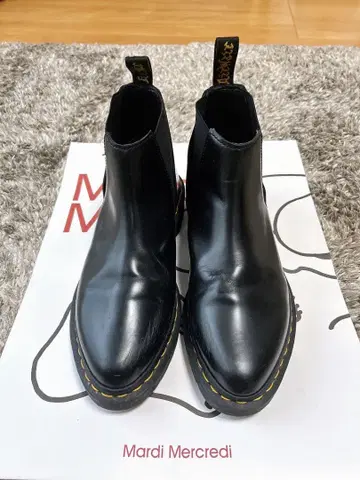 닥터마틴 사이드 고어 부츠 블랙 25cm