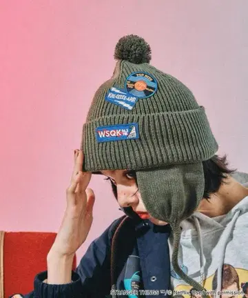 니코 앤드 기묘한 이야기 콜라보 모듬 니트 와치 카키