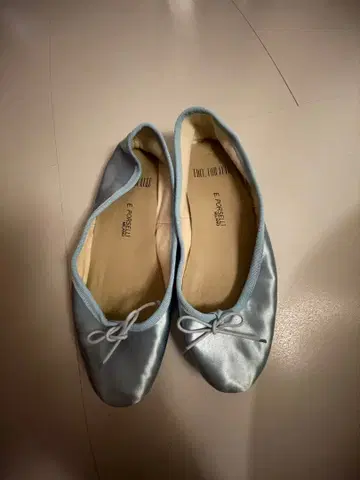 E. Porselli 스카이블루 발레 슈즈 에디트 포 루 콜라보