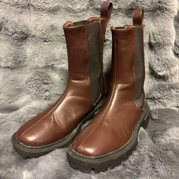 Kastane 카스타네 브라운 가죽 사이드 고어 숏부츠 S22.5cm