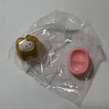 산리오 캐릭터즈 모두 함께 되자! 치아 키티 레어 골드