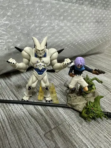 드래곤볼GT 초일성룡 트렁크 길 피규어 받침대 포함