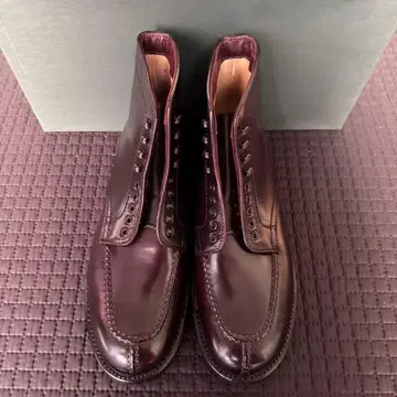 버건디 가죽 하이컷 드레스 슈즈