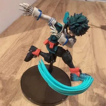 나의 히어로 아카데미아 미도리야 이즈쿠 피규어