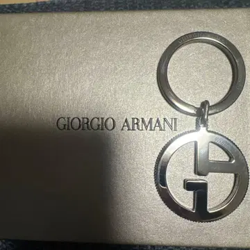 Giorgio Armani 로고 키링