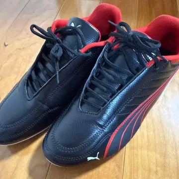 새상품급 푸마 페라리 드라이빙 스니커즈 27.5cm