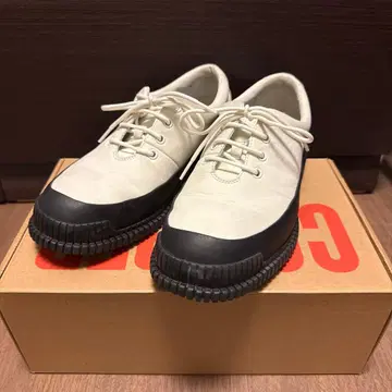 [ 컨디션 최상 ] CAMPER 캠퍼 PIX