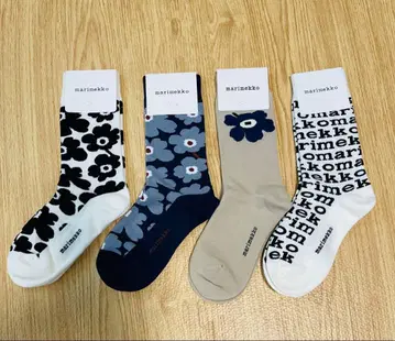 새상품 마리메꼬 양말 4켤레