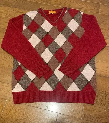 Wilkes Bashford 다이아몬드 패턴 V넥 니트