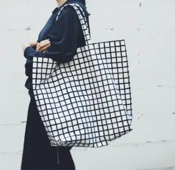 새상품 미나 페르호넨 lattice 토트백 플로키 프린트