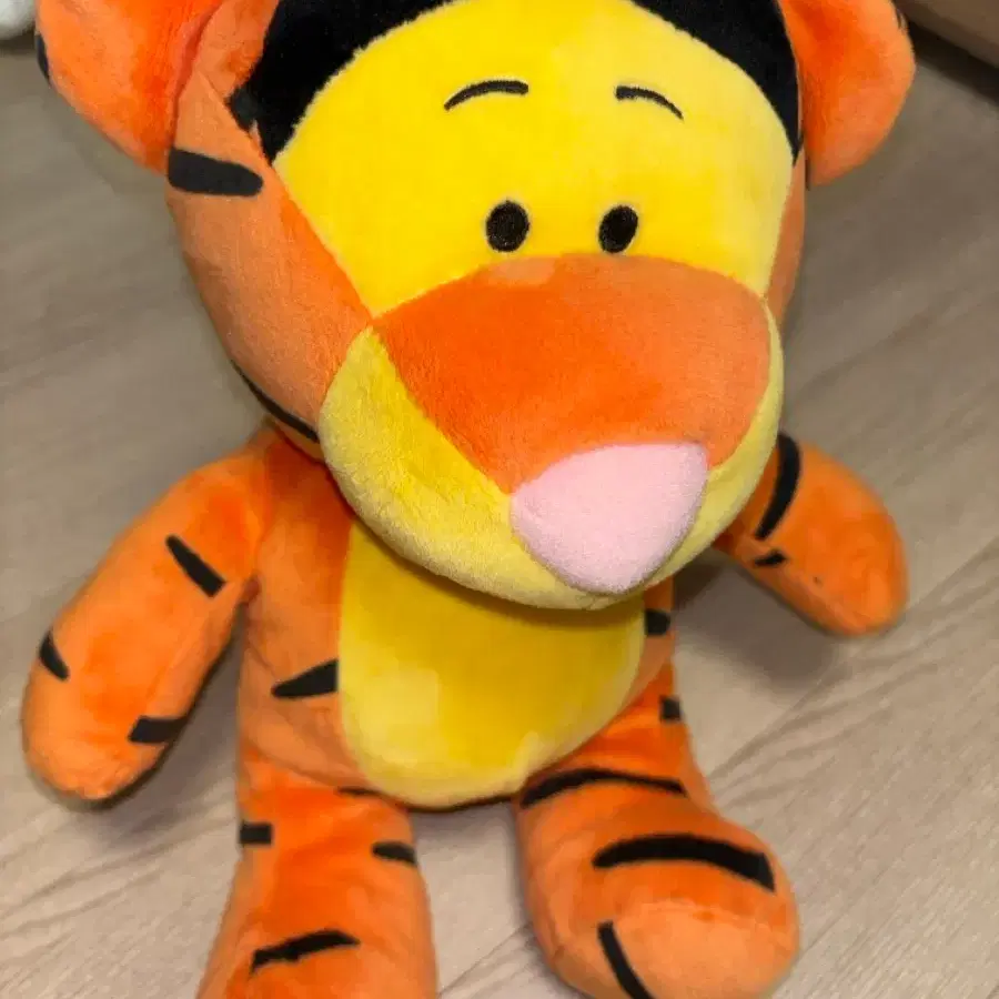 DISNEY | 디즈니 디즈니 곰돌이 푸 티거 봉제인형 on Bunjang Global Site., image size:900x900