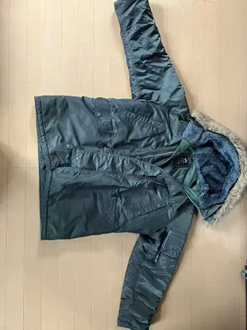 ALPHA INDUSTRIES 밀리터리 자켓 올리브 그린