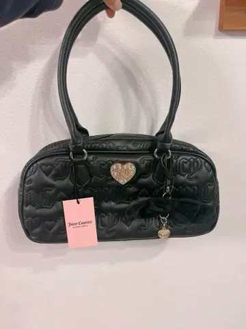 Juicy couture 쥬시 꾸뛰르 블랙 숄더백