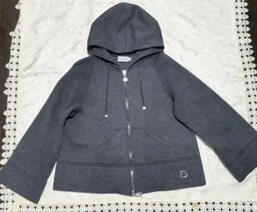 다크 그레이 후드티