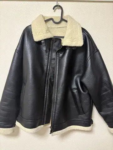 nilway 페이크 레더 자켓 M 사이즈