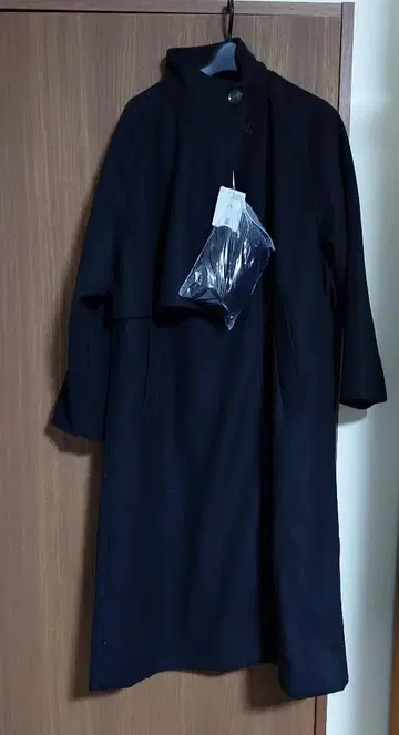 y/m by 나토리카 스탠드 카라 케이프 코트