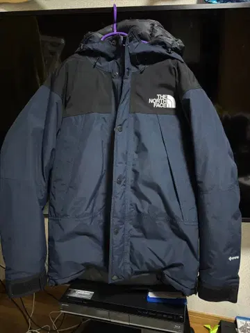 THE NORTH FACE 네이비 L 다운 자켓