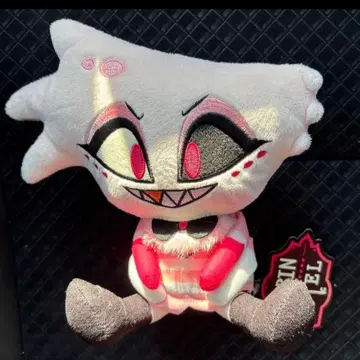 익명 해즈빈 호텔에 오신 것을 환영합니다 앉아 봉제 인형 라운드 원 엔젤