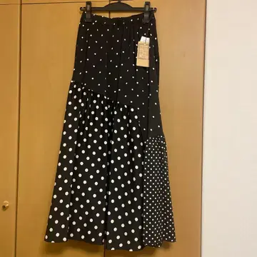 [BEARDSLEY] 미사용 택 포함 도트 패치워크 롱 스커트