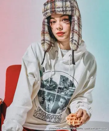 STRANGER THINGS niko and 니코앤드 후드티