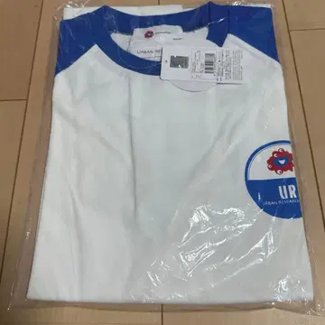 어반 리서치 미야쿠미야쿠 T셔츠